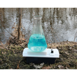 Bel-Art Magnetic Stirrer; Battery Powered, 9¼ x 5⅛ x 3½ in.