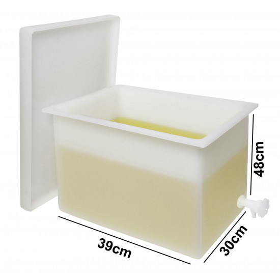 Bel-Art Heavy Duty Polyethylene Rectangular Tank with Top Flanges and Faucet; 15.25 x 12 x 19 in. Bel-Art Heavy Duty Polyethylene Rectangular Tank with Top Flanges and Faucet; 15.25 x 12 x 19 in.